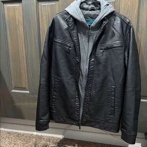 Men's Black Faux Leather Jacket with gray Hoodie medium Perry Ellis zip up